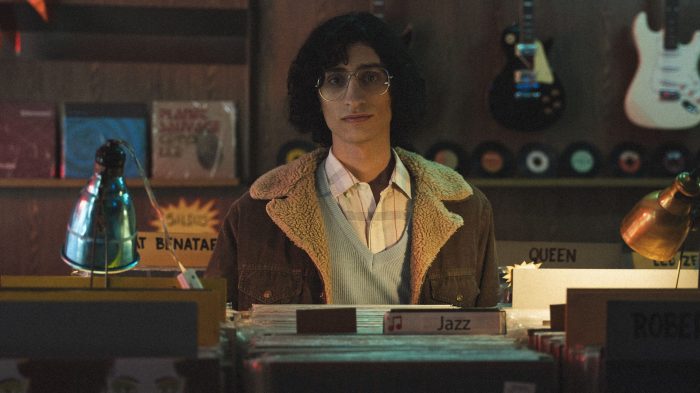 El amor después del amor Temporada 1. Ivan Hochman as Fito Paez in El amor después del amor Temporada 1. Cr. Julieta Horak/Netflix © 2022
